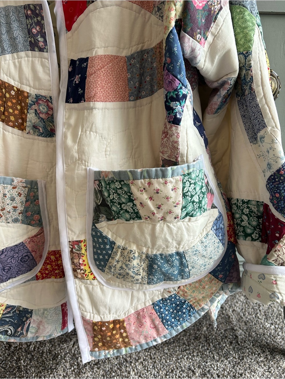 Handmade by me double wedding ring quilted jacket - Picture 2 of 8
